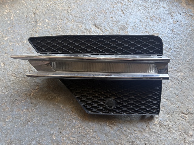 Накладка бампера переднего, левая A1668851374 MERCEDES