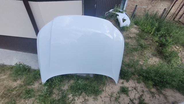 32405240 VOLVO Капот купить в Киев
