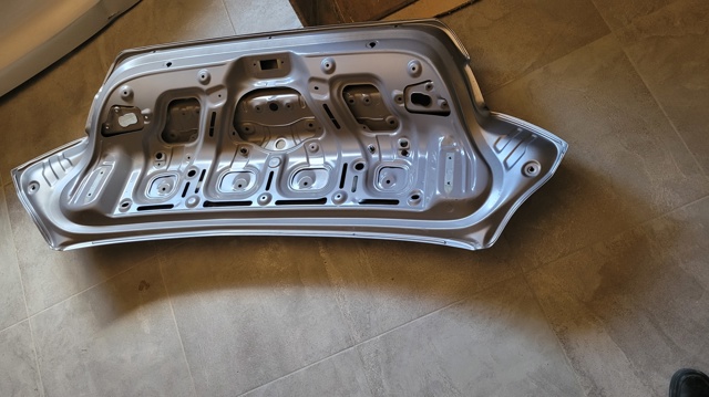 69200AA010 HYUNDAI Крышка багажника купить в Кривой Рог