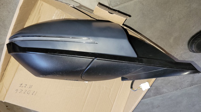 Правое боковое зеркало 87620N7130 HYUNDAI