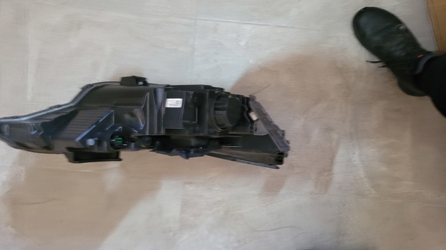 Фара левая передняя 92101AA700 HYUNDAI