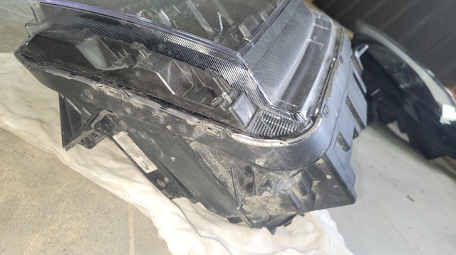 92101CG200 HYUNDAI Левая фара купить в Ирпень