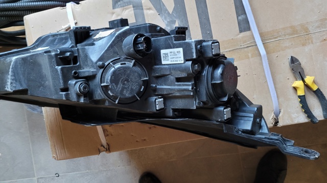 HYUNDAI 92101G4500 Левая фара в наличии Днепр