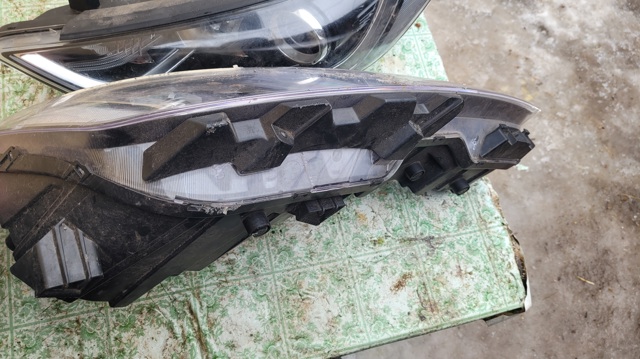 92102F2600 HYUNDAI Фара правая купить в Киев