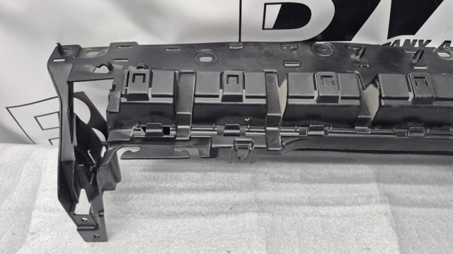 BMW 51127400674 Кронштейн бампера заднего центральный в наличии Львов