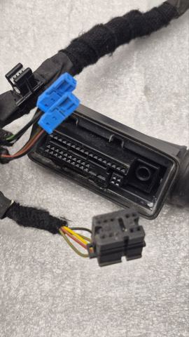 9221028 BMW купить в Хмельницкий