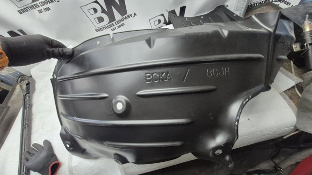 BCKA56140 MAZDA Подкрылок крыла переднего левый купить в Павлоград