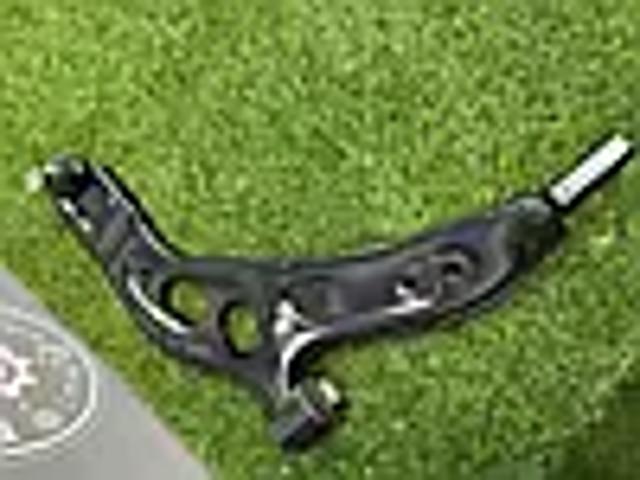 31108846544 BMW Рычаг передней подвески нижний правый купить в Ровно