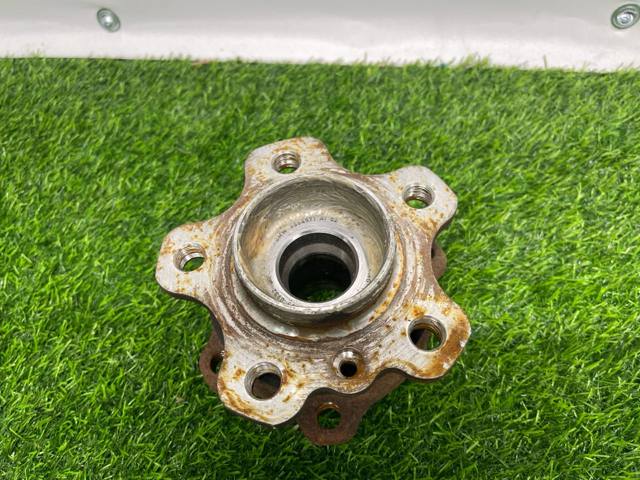 31206864571 BMW Передняя ступица купить в Кривой Рог