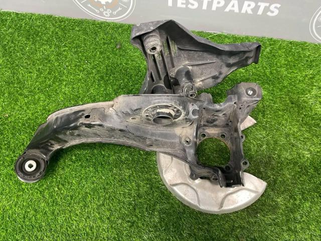 BMW 33306894209 Цапфа задняя левая в наличии Запорожье