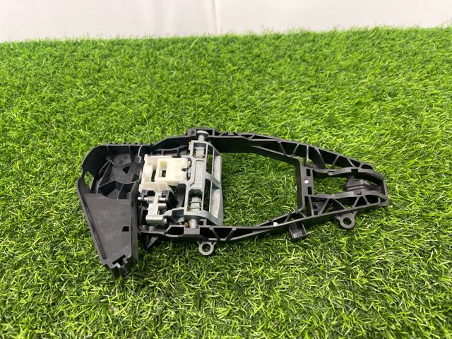 51219881773 BMW Держатель наружной ручки двери передней левой купить в Днепр