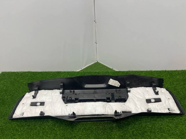 BMW 51497481251 Обшивка (облицовка) крышки багажника (двери 3/5-й задней) в наличии Каменское