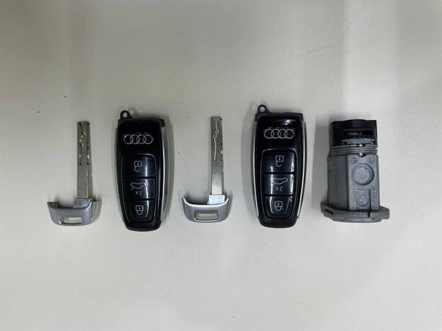 VAG 4N0959754CMTKE Ключ замка зажигания  в наличии Ужгород