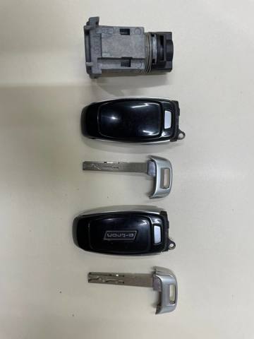 Ключ замка зажигания 4N0959754CMTKE VAG