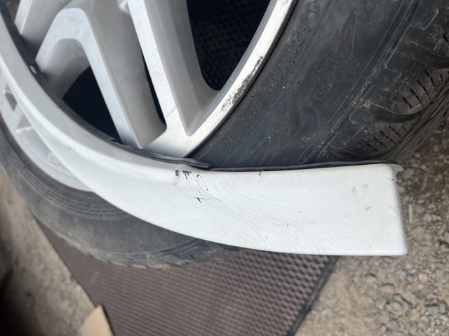 16688487229775 MERCEDES купить в Ровно