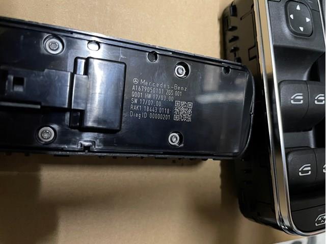 A16790501019051 MERCEDES Кнопочный блок управления стеклоподъемником передний левый купить в Днепр