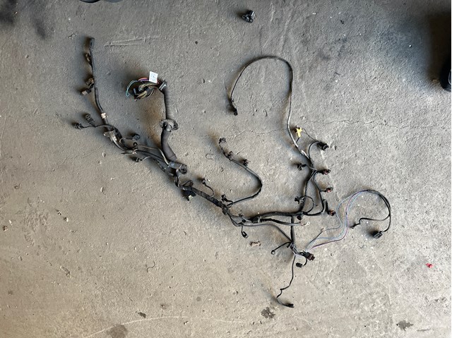 Жгут проводов моторного отсека A2115409608 MERCEDES