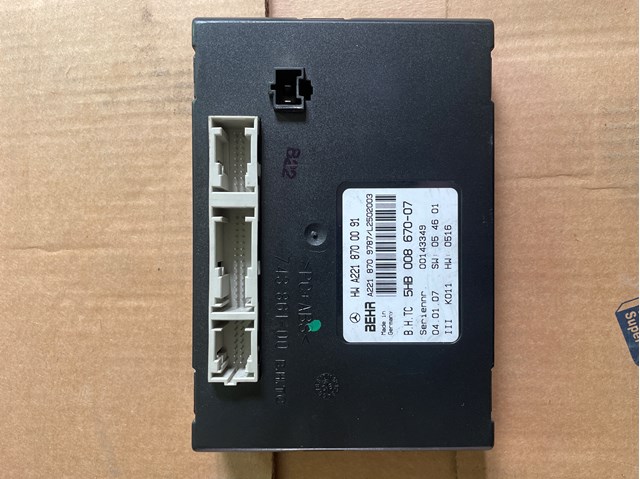 Блок управления климат-контролем A2218700091 MERCEDES