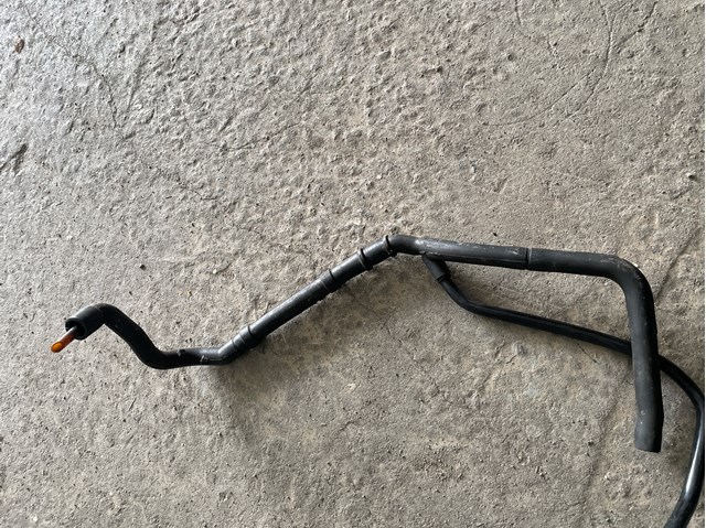 Трубка отвода картерных газов A2730180482 MERCEDES