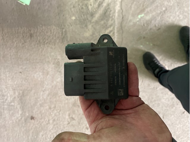 Реле свечей накала A6429007901 MERCEDES