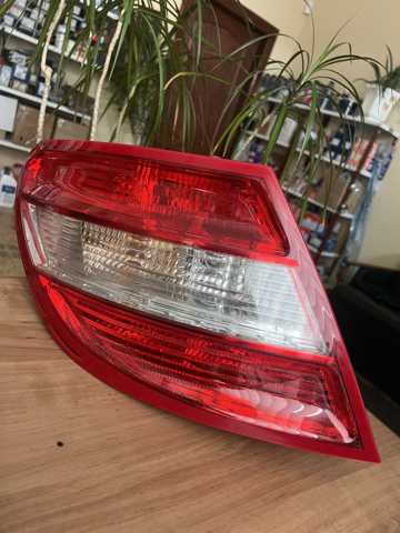 Фонарь задний левый 2048200164 MERCEDES
