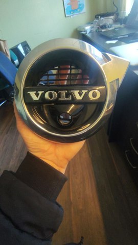 31425021 VOLVO Эмблема решетки радиатора купить в Винница