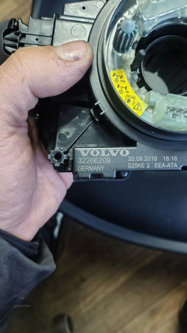 VOLVO 32266209 Переключатель подрулевой, в сборе в наличии Чернигов