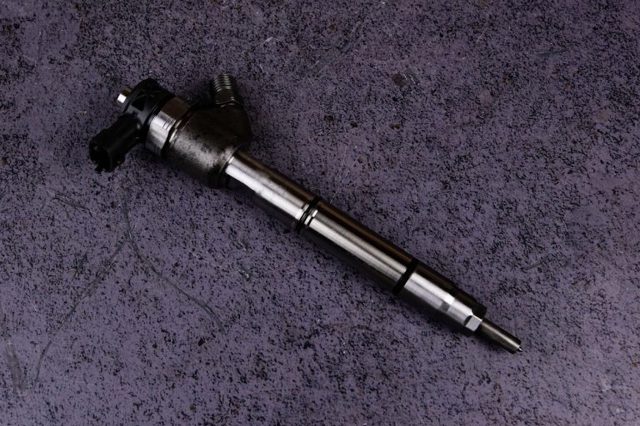 BOSCH 0445110589 Форсунка впрыска топлива в наличии Николаев