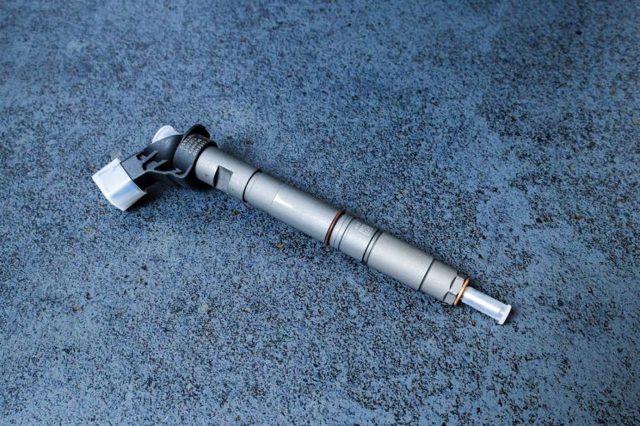 BOSCH 0445115078 Форсунка впрыска топлива в наличии Чернигов