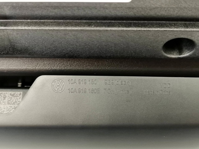 VAG 10B919605 Дисплей многофункциональный в наличии Черновцы