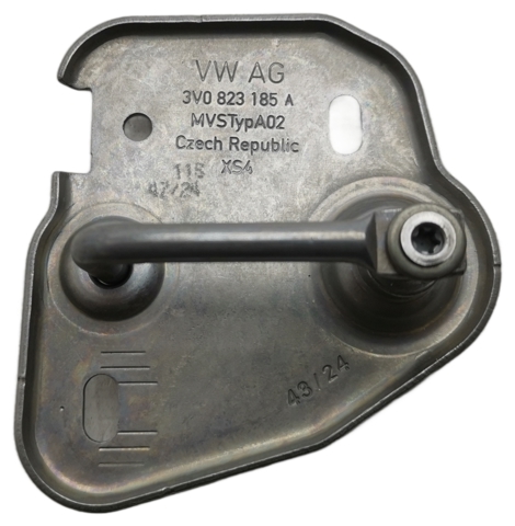 VAG 3V0823185A Стояк-крюк замка капота в наличии Черкассы