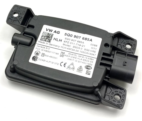 VAG 5Q0907685A Датчик контроля мертвой зоны задний в наличии Ровно