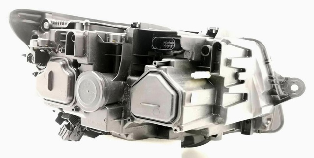 7L1941773A VAG Левая фара купить в Кривой Рог