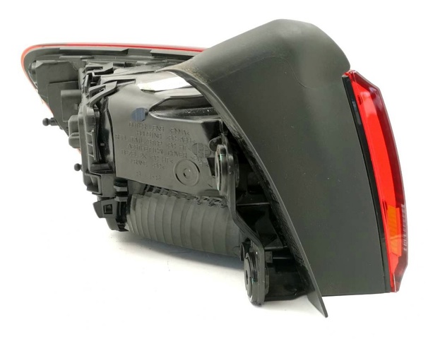VAG 8V5945070 Фонарь задний правый внешний в наличии Днепр
