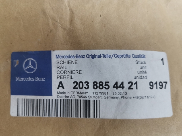 MERCEDES A20388544219197 Молдинг бампера переднего правый в наличии Кривой Рог