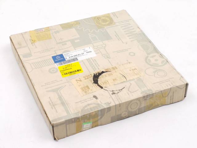 MERCEDES A3184000125 Колпак колесного диска в наличии Киев