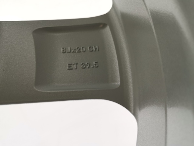 LAND ROVER LR153233 в наличии Николаев