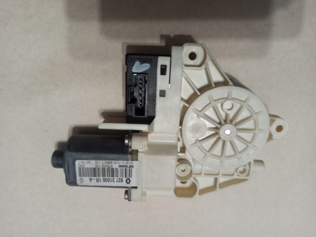 Привод электростеклоподъемника задний 827310001R RENAULT