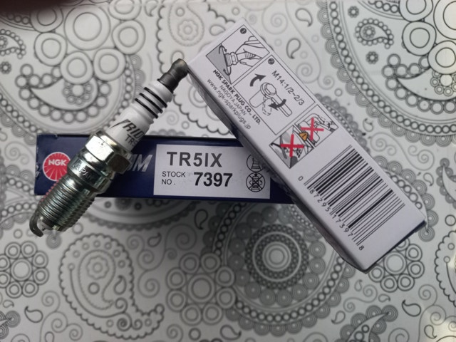 TR5IX NGK Свеча зажигания купить в Кривой Рог