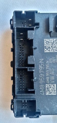 4M8959795N VAG купить в Ровно