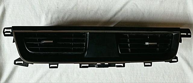 Решетка воздуховода 687612329R RENAULT
