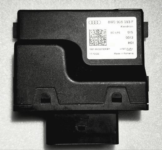 Модуль управления (ЭБУ) топливным насосом 8W0906093F VAG