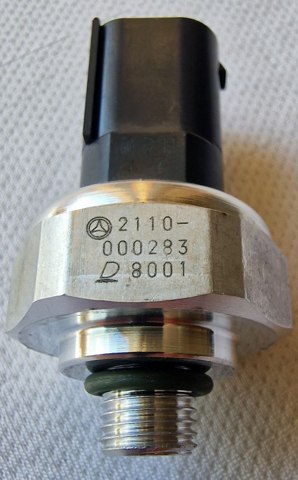 Датчик давления кондиционера A2110000283 MERCEDES