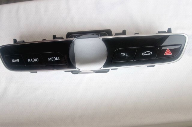MERCEDES A2139056508 Блок кнопок центральной консоли в наличии Ровно