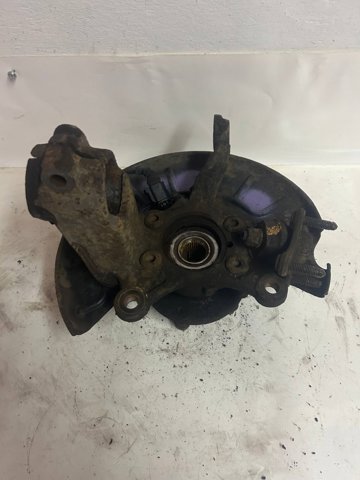 VAG 1K0505436AC Цапфа задняя правая в наличии Ровно