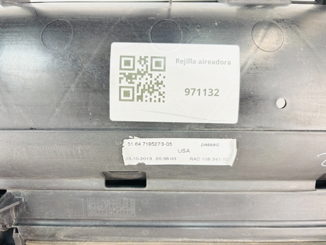 Suporte do radiador montado (painel de montagem de fixação das luzes) BMW X6 E71