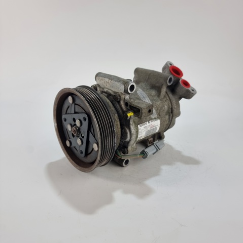 Compressor de aparelho de ar condicionado 8200953359A RENAULT