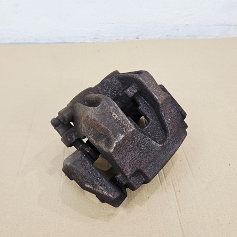 A1664211381 MERCEDES Суппорт тормозной передний левый купить в Одесса