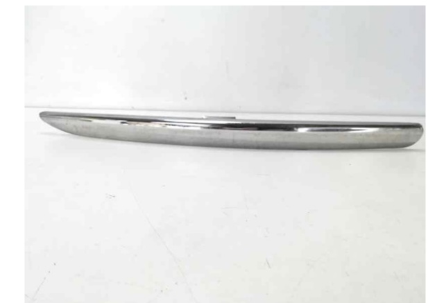 Молдинг бампера переднего правый 865823U000 HYUNDAI