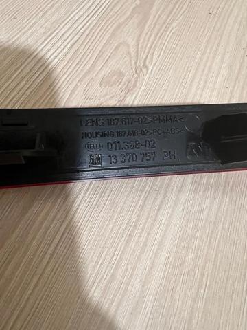OPEL 13370757 Катафот (отражатель) заднего бампера правый в наличии Винница